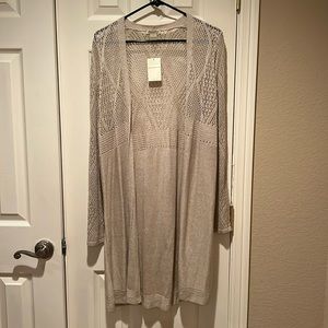 NWT Cream cardigan open front, details in the knitting, perfect condition